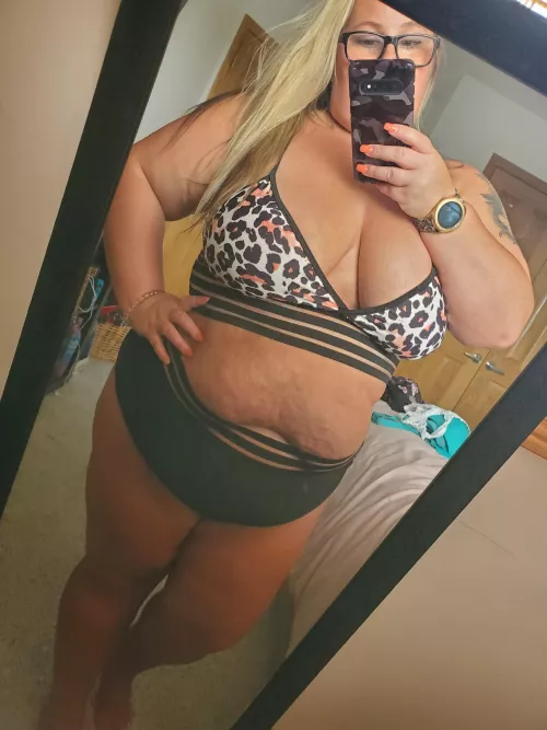 I'm so ready for a vacation in this bikini!