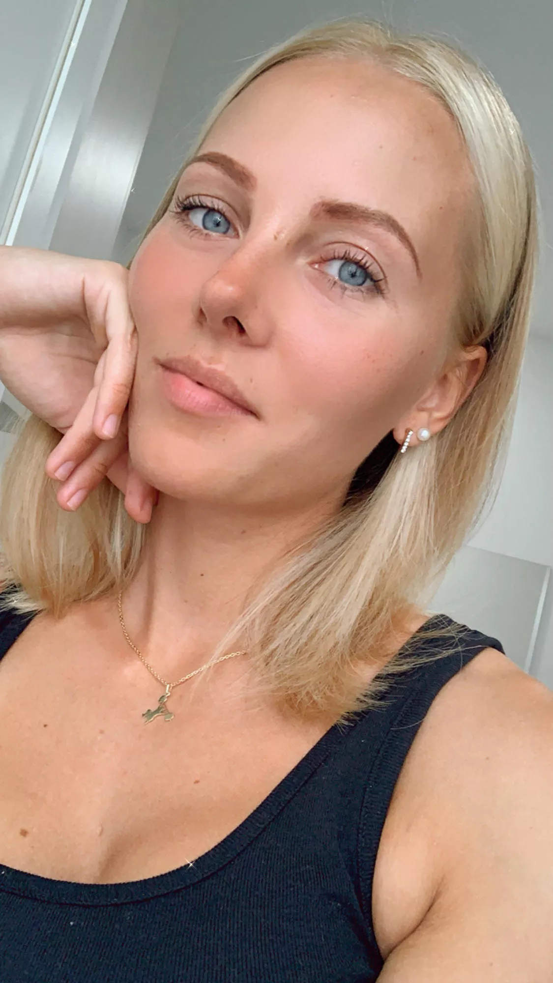 Is it possible to get noticed here just with a casual selfie? 🥺👉👈