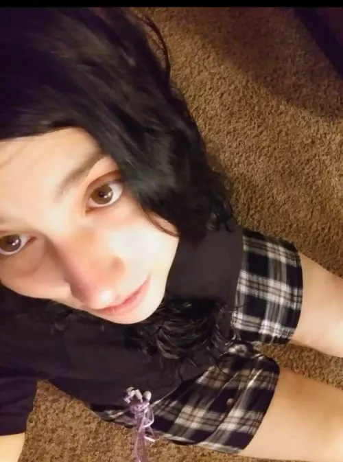 Lots of times, I am never wearing make up (F)