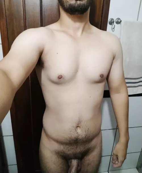 [M] 28, 76kg, 1,74m want a honest opinion
