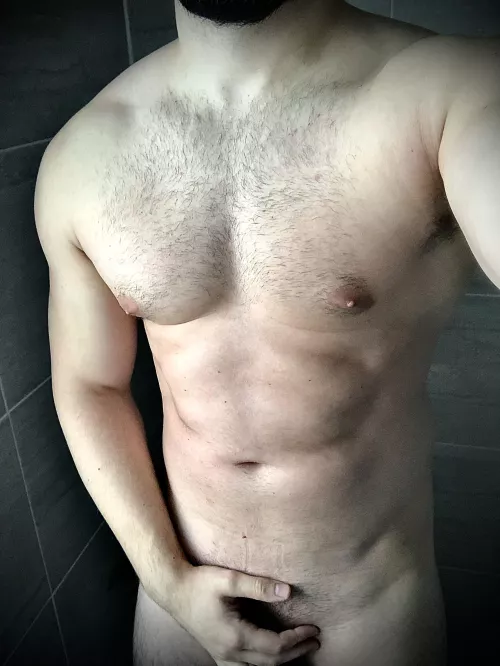 [M] Hey