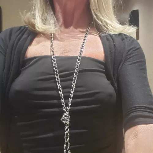 Night at the theater (F51)