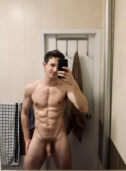 Post workout nude :)