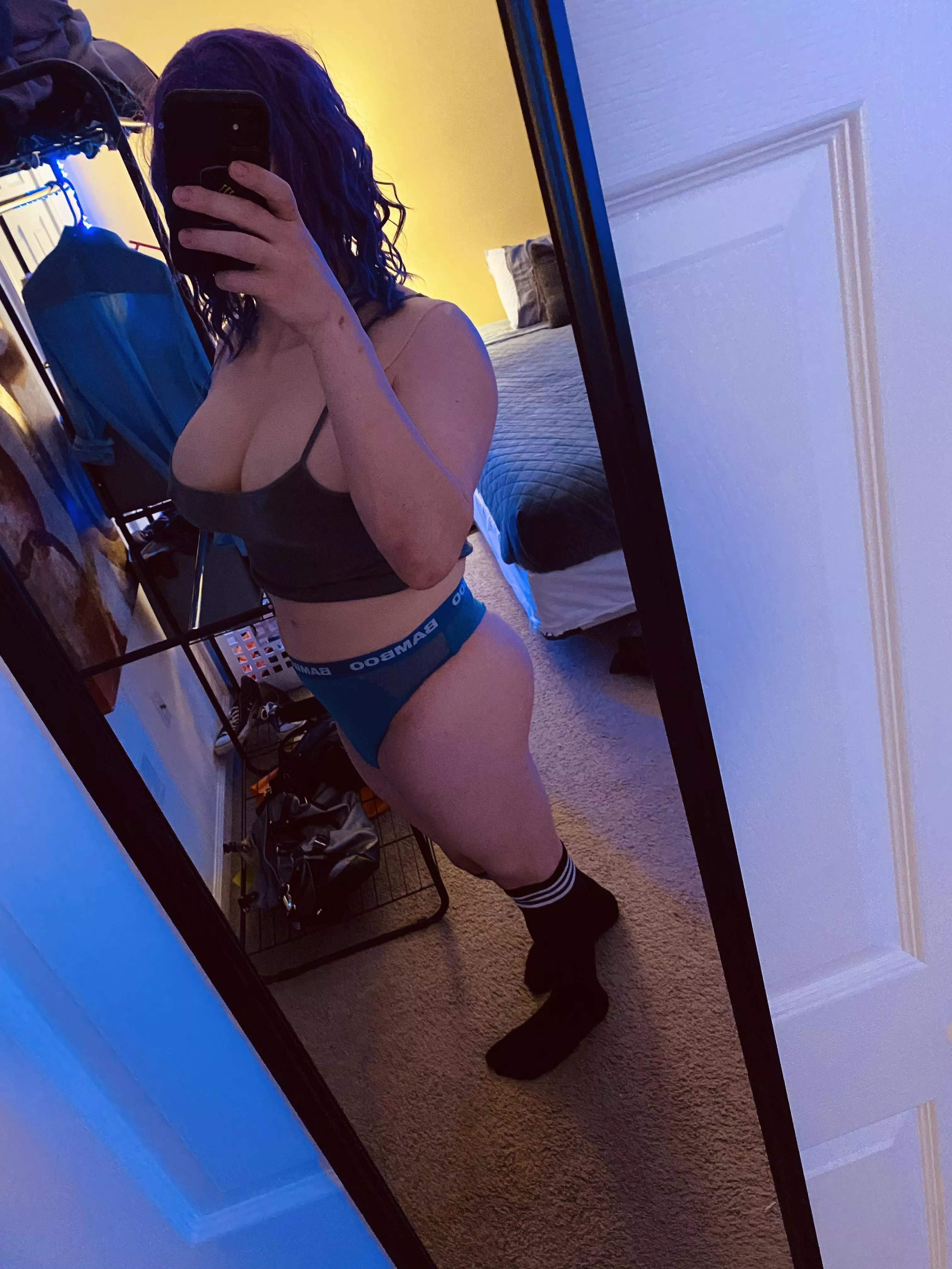 This trans slut’s ready for bed, loves ❤️💦