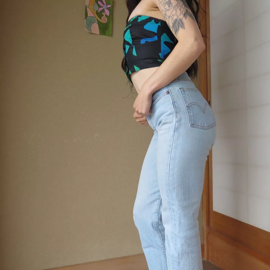 trying on cute new summer fits in my tightest levi's 🤭