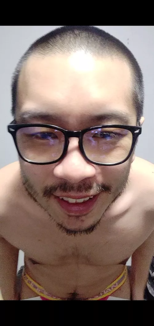 trying our some new glasses 👓