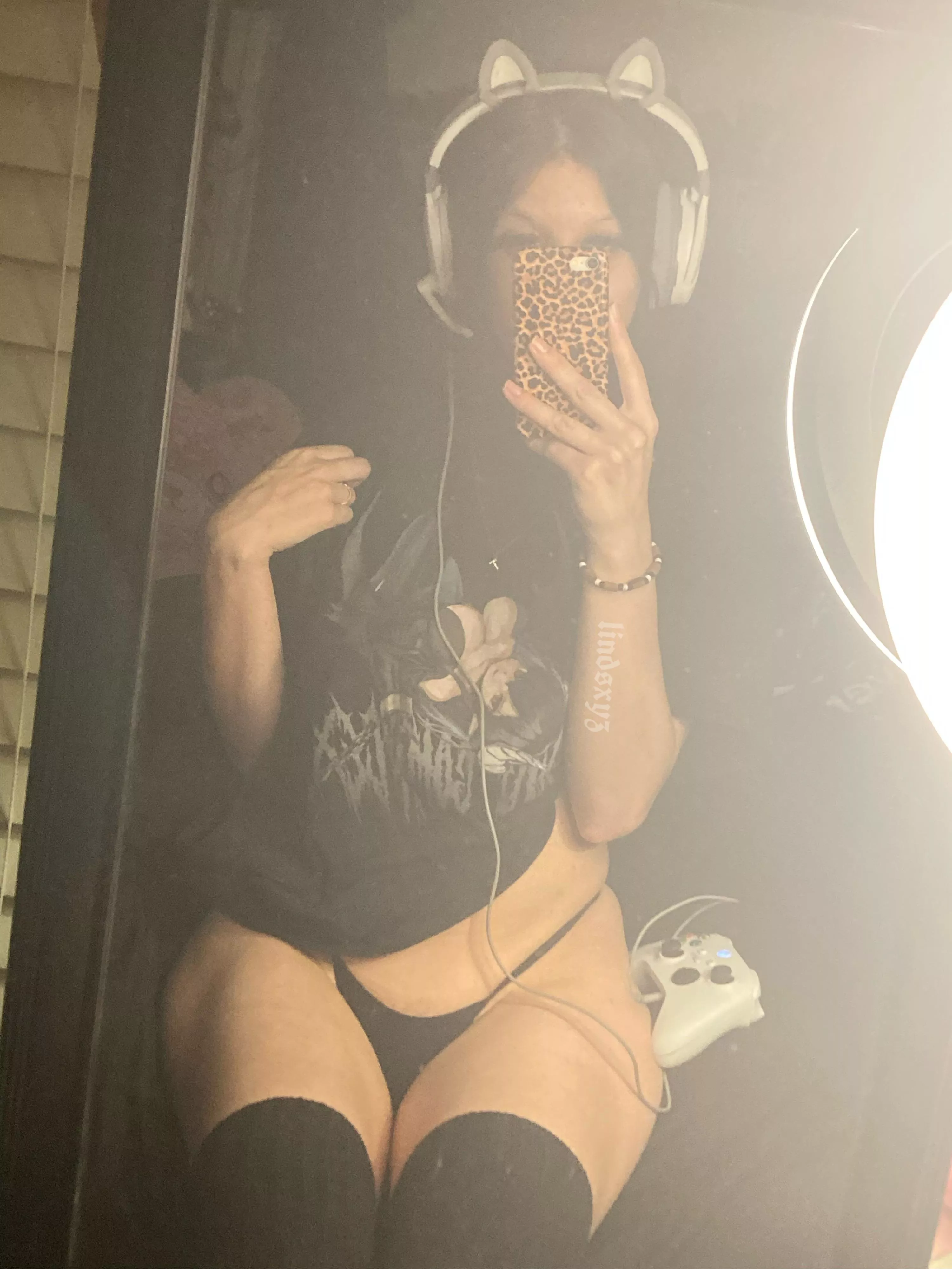 Would you play w me?