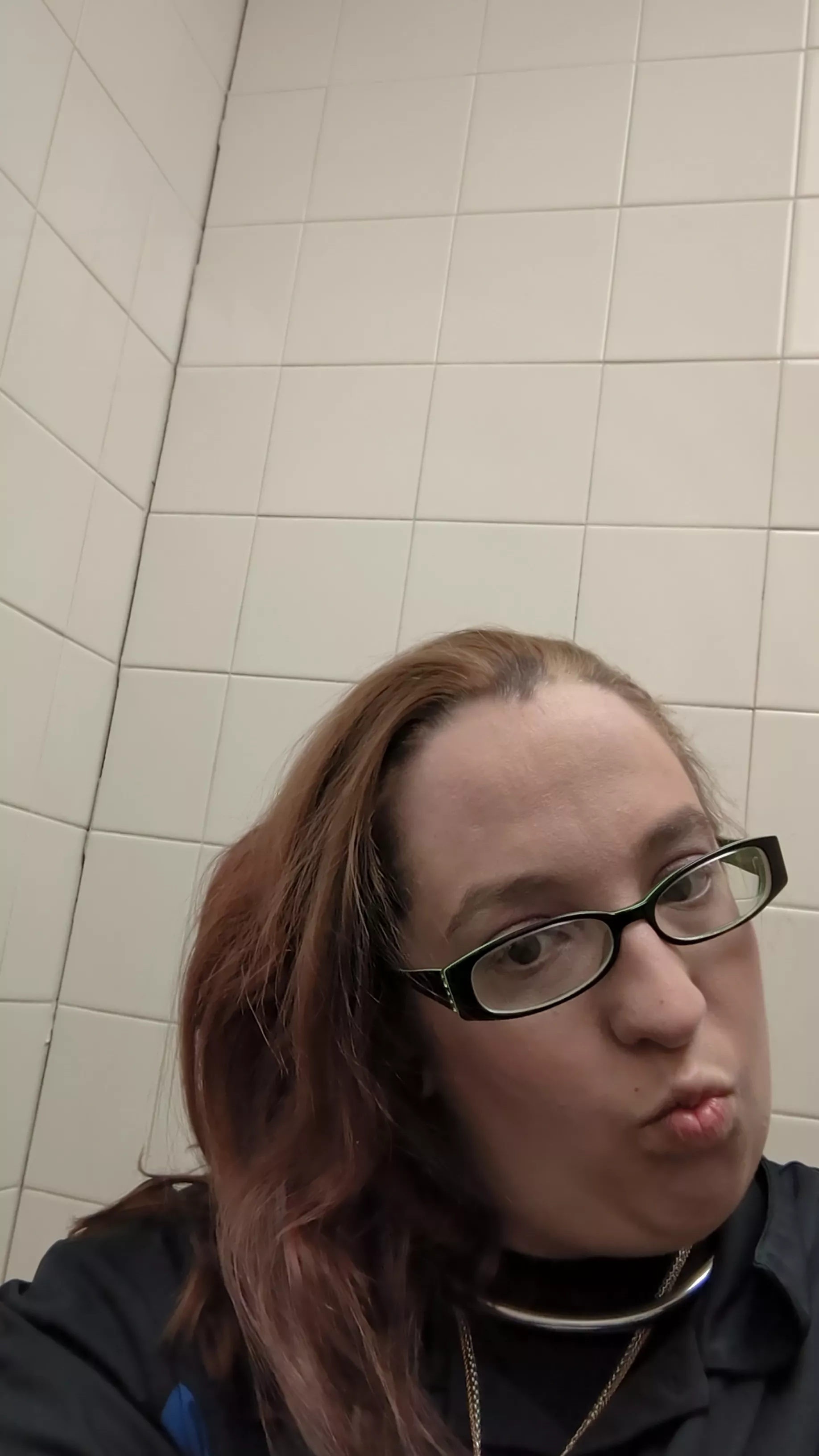 3days to go and my hair will be so much blonder I feel like I'm actually starting to be a bimbo now!