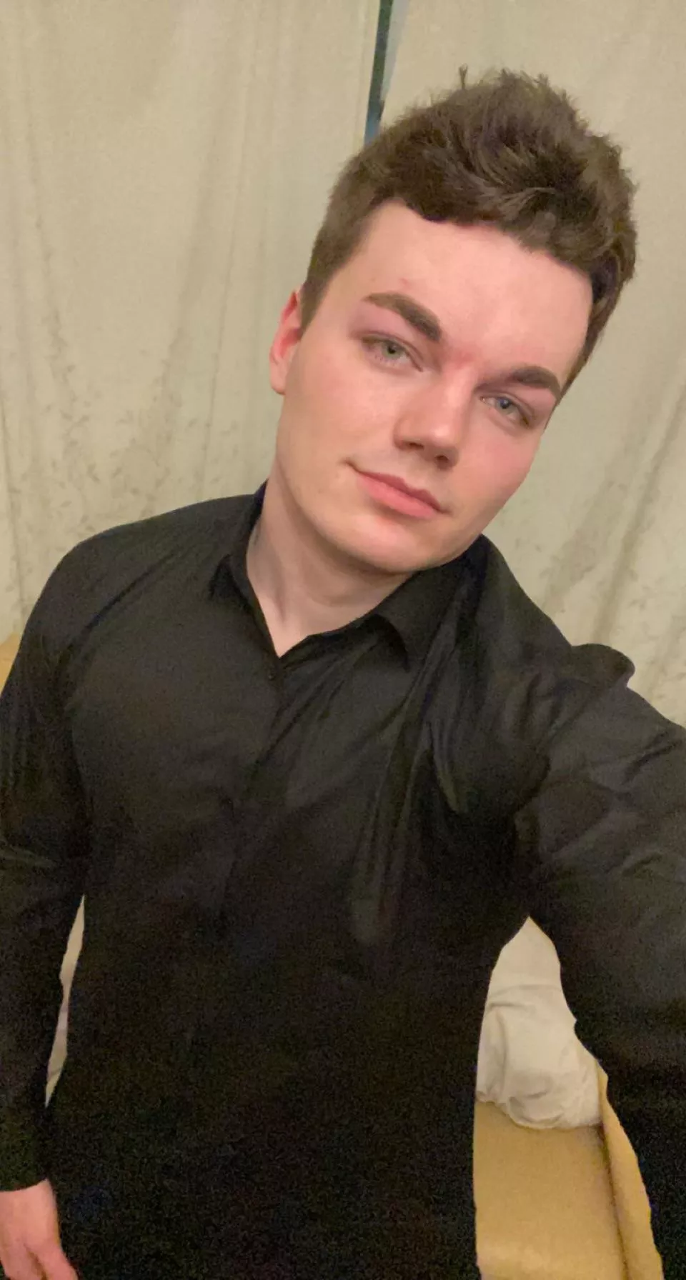 Brit looking to chat