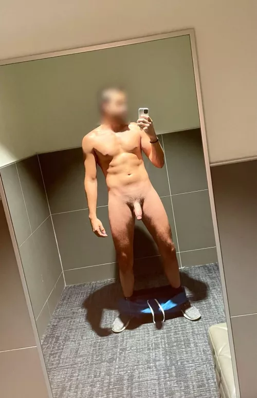 Completely naked at the gym!