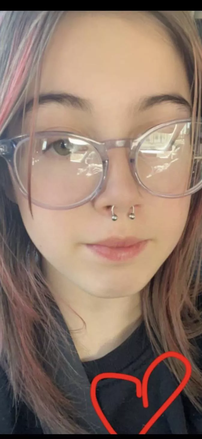 Does my friend look wedgieable