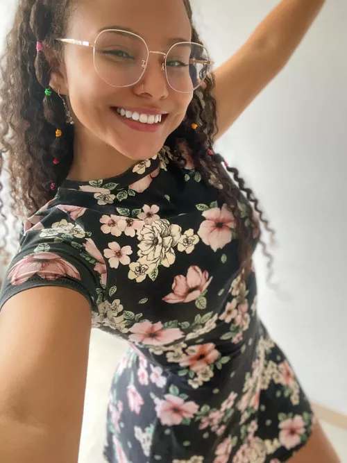 [f18] My favorite flowery dress ever!