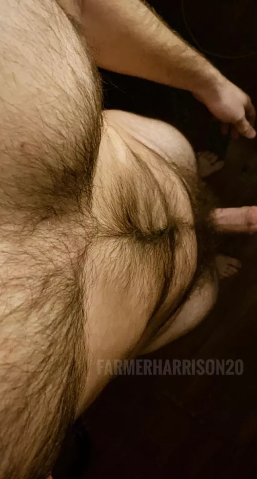 Happy Friday Bros, Help me out before work? [32]