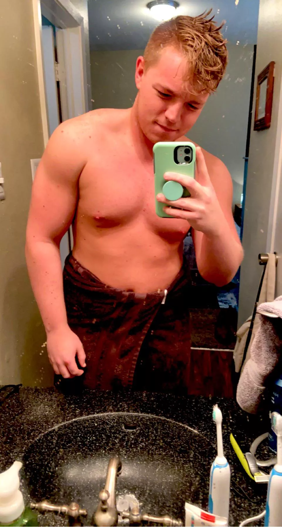 Happy Friday bros! Who’s got plans for this weekend? Happy Friday bros! Who’s got plans for this weekend?