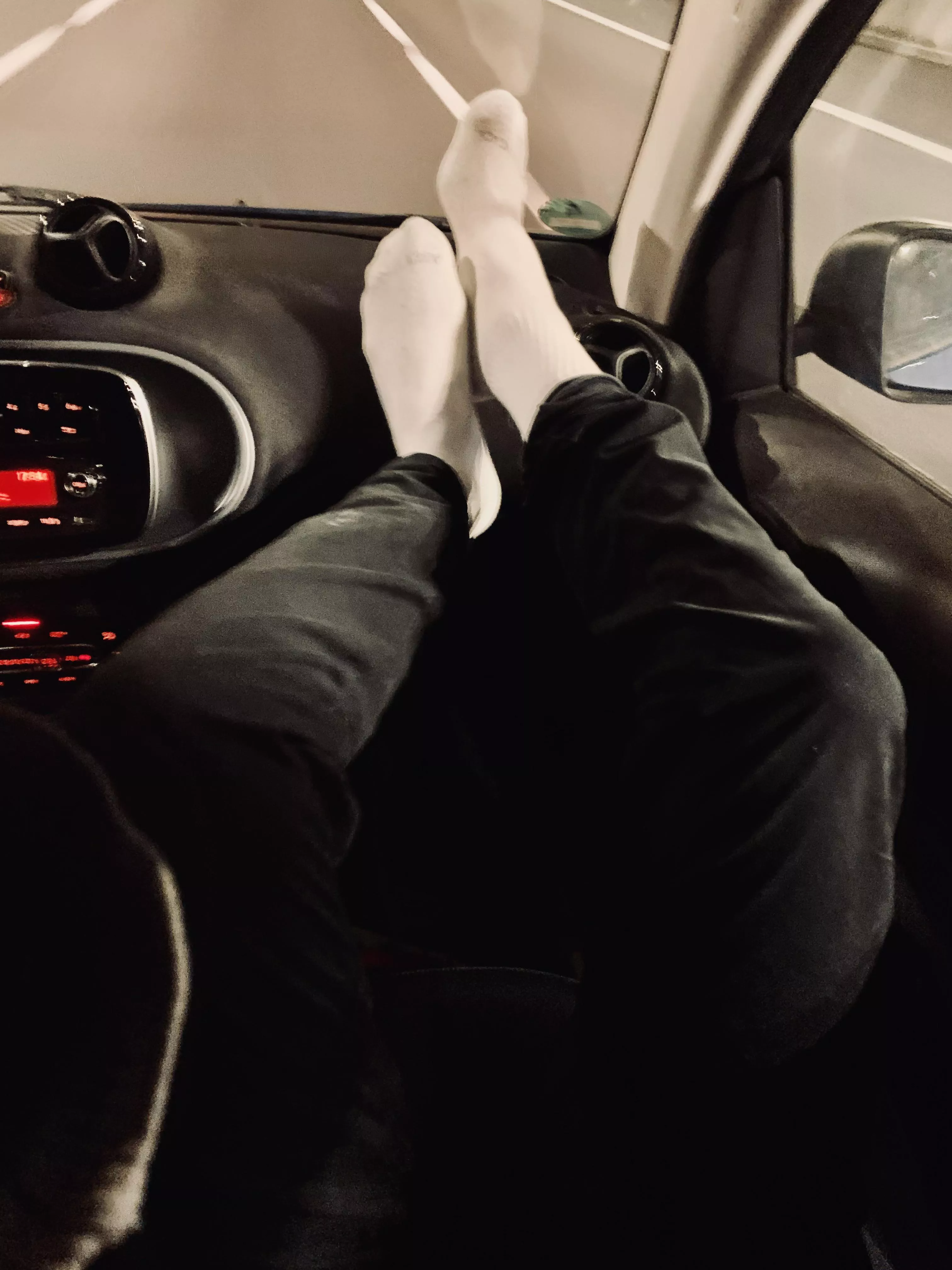 Having a smooth ride back home with my feet up in the car wearing white socks ♥️⚜️🔥