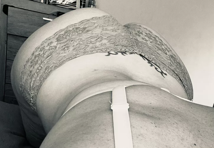 If u want to watch me get fucked get in Touch