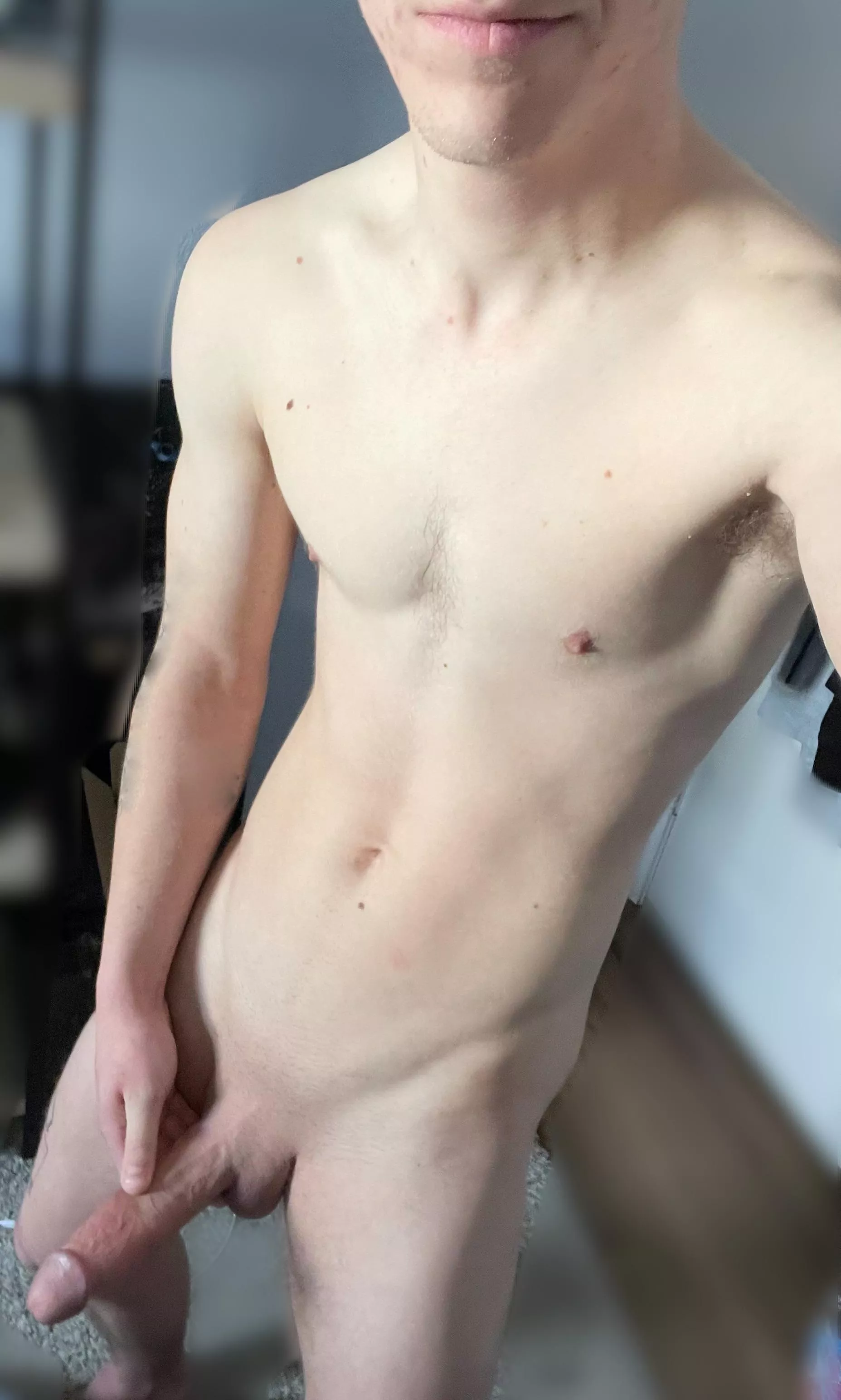 It’s finally Friday! Who wants to fuck all weekend? 😈😏