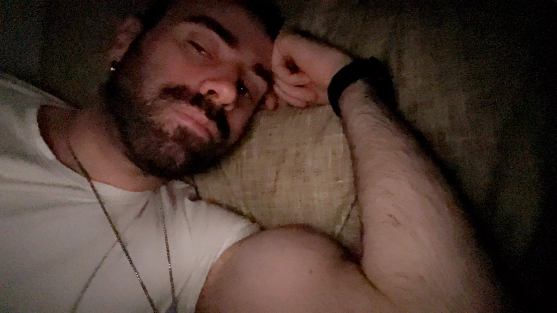 Miss having my gym bros from college . Who’s down to chat ?