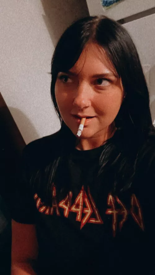 Pour some sugar on me 🍰🚬