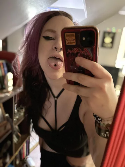 [selling] [live sexting][gooning sessions] [gfe][custom content] [dropbox access][cam session][dom services] [dick rates] [KINK AND FETISH FRIENDLY] SNAP/KIK- missxlolita420 TELEGRAM- missxlolita -one free nude for every add-