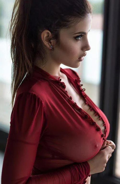 Sheer red