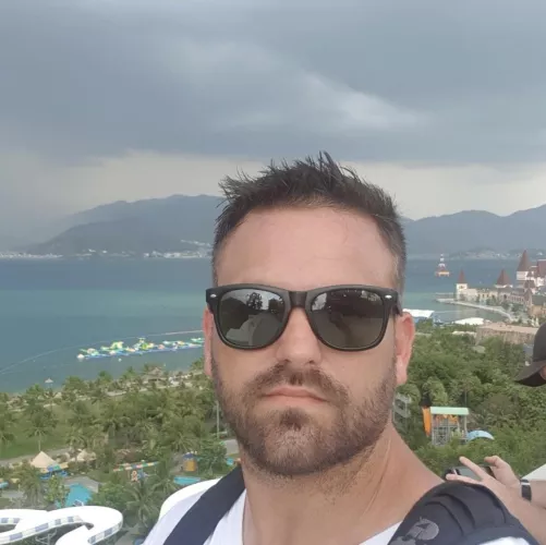 Tourist mode….. who cares if I can’t understand the map. All roads lead to adventure :)