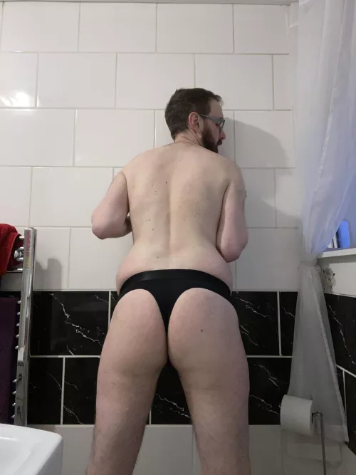 Want to swap the thong thatโs in my ass for something else?๐๐