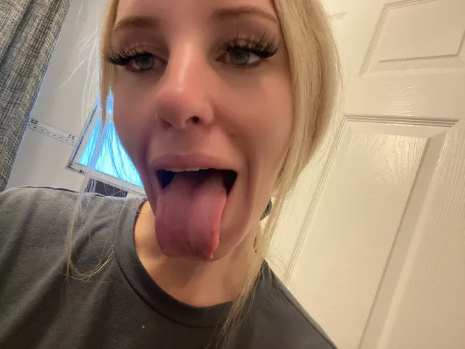 You look 👀 lick-able baby