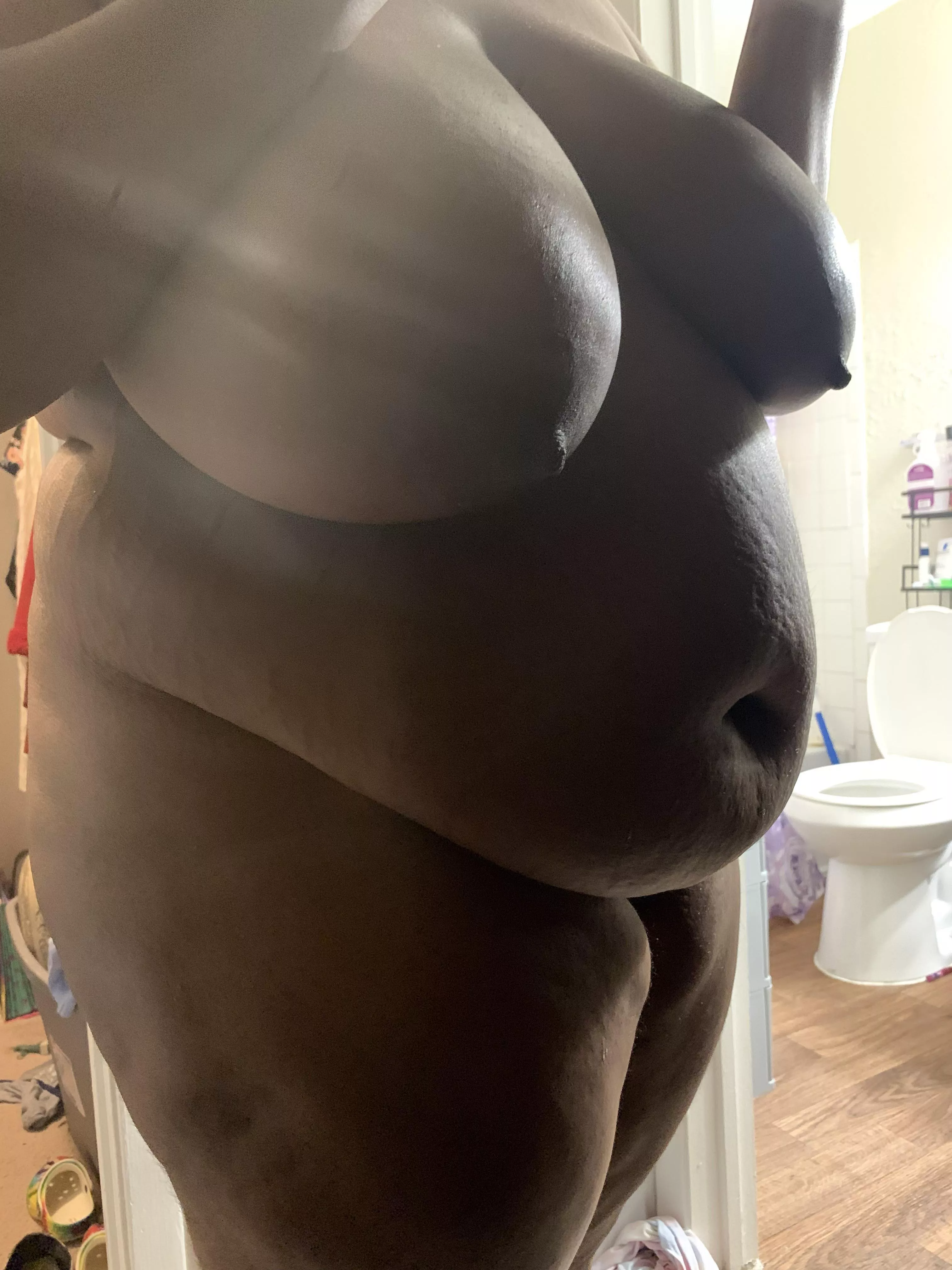 34H saggy chocolate tits