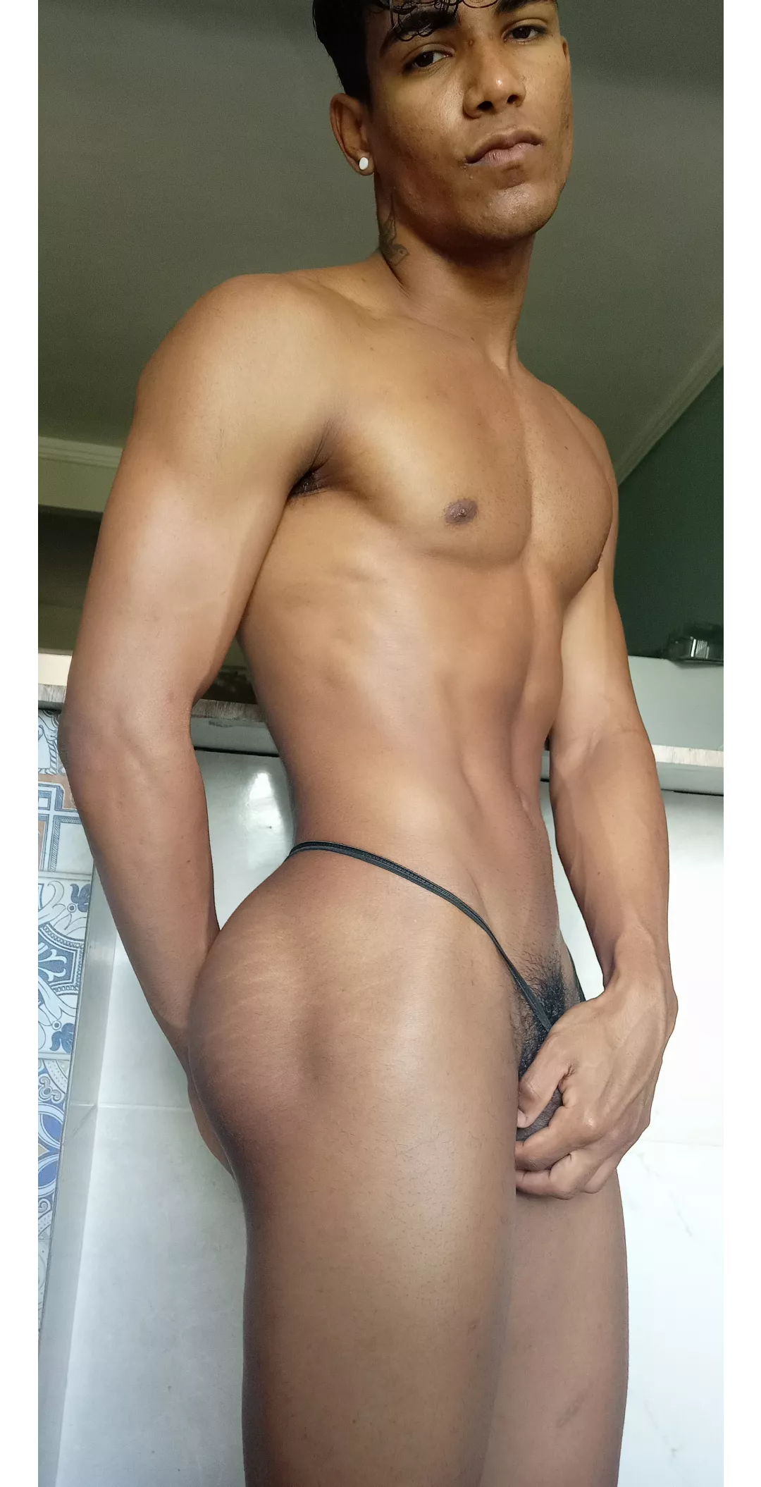 Come over here I'm gonna show you a treat ... Just for you ...🙈🥵🤫