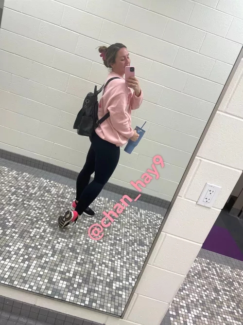 Gym fit! What’s underneath? 🤔