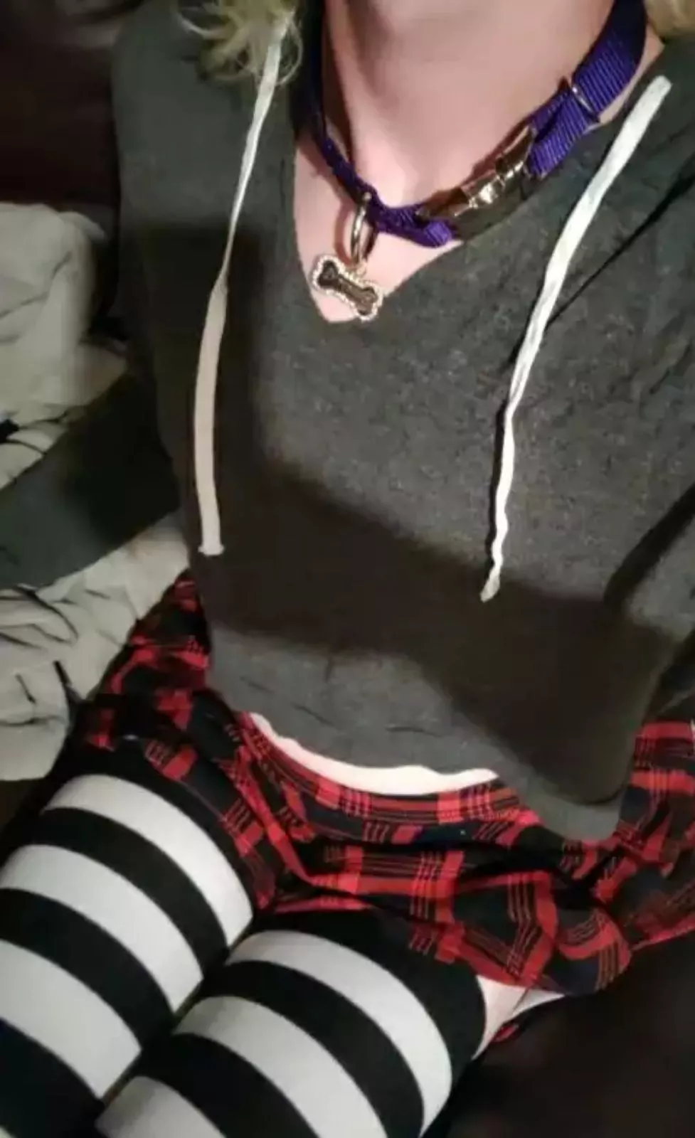 I wanna be your little pet slut ♥️