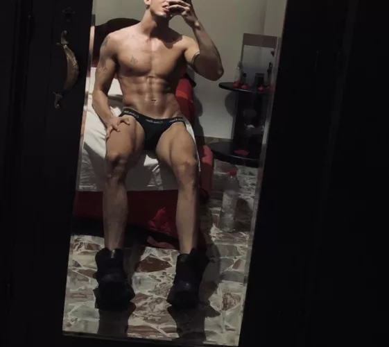 If I had it my way I’ll go around wearing nothing but this 😂🔥