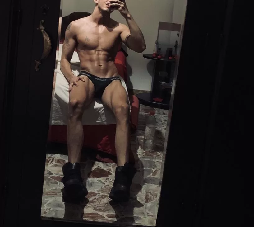 If I had it my way I’ll go around wearing nothing but this 😂🔥