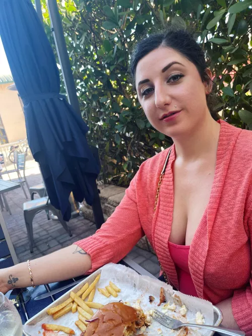 If you saw me at this restaurant, how would you get my attention?