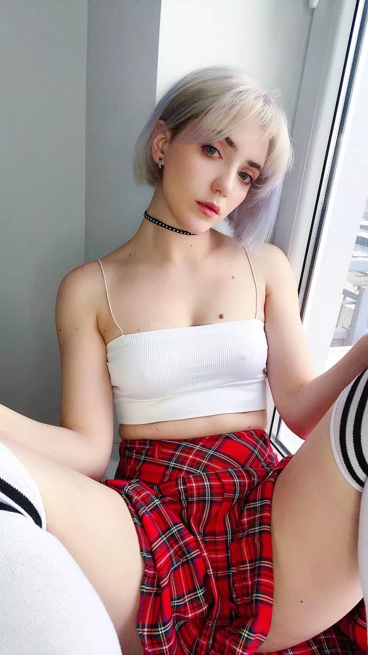 [TW] Tell me what you think mmm