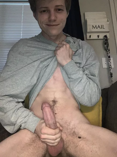 Would you care to stay this Sunday morning? 😊 (M22)
