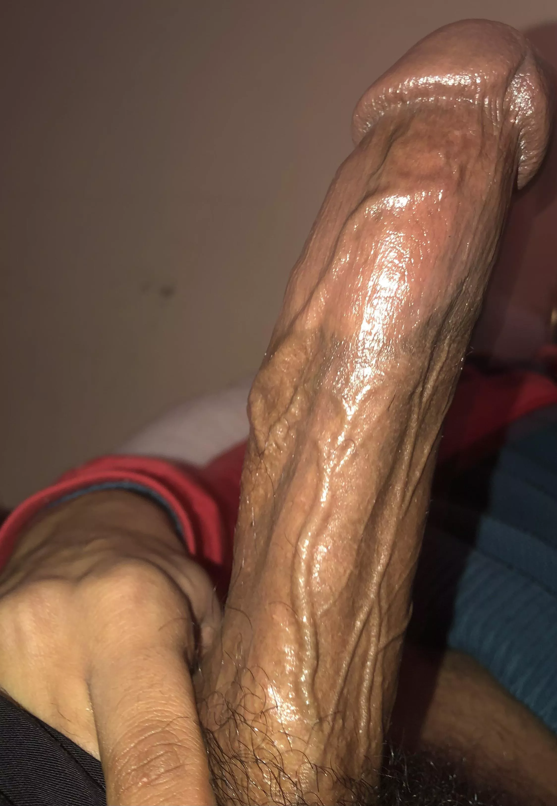 You already heard! Sit here now!! 🍫🥰