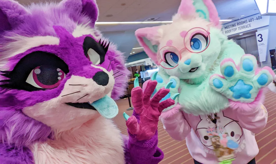 zee and starberry at anthrocon! pic taken before we were on YT 😂