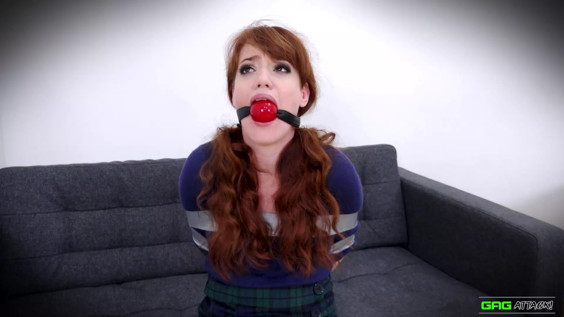 Zoe - Babysitter in Bondage Trouble