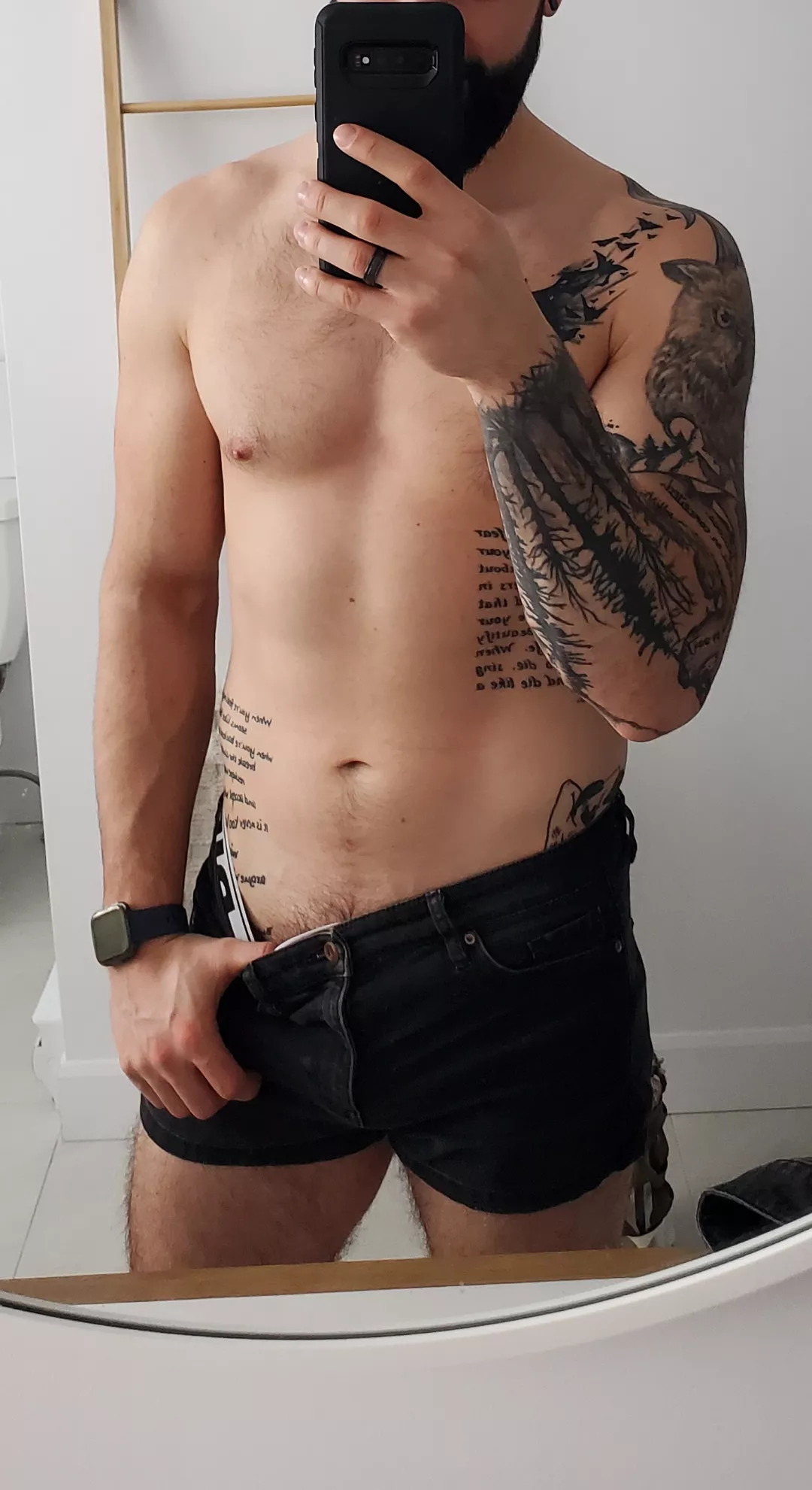 [26] Kinda like these short shorts tbh