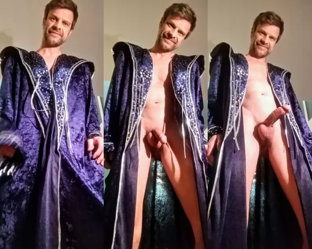 [44] See what's under my costume