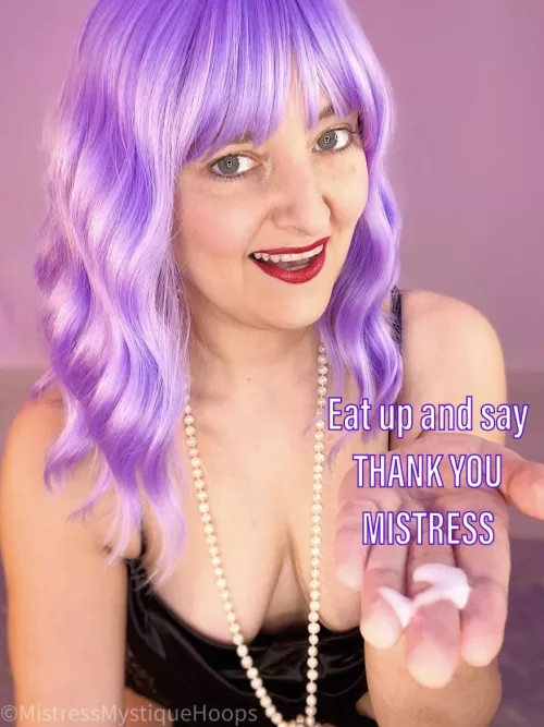 Because manners are important in a pet.