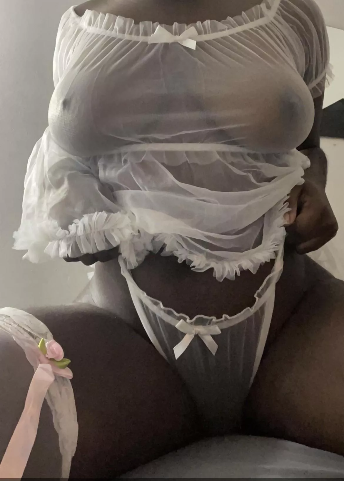 Come fill me up and be my daddy