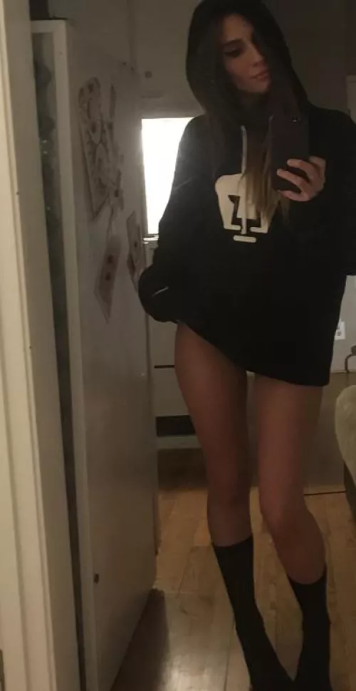 Convicted hoodie thief on the loose. Hide your most worn-in, coziest hoodies when I’m in town