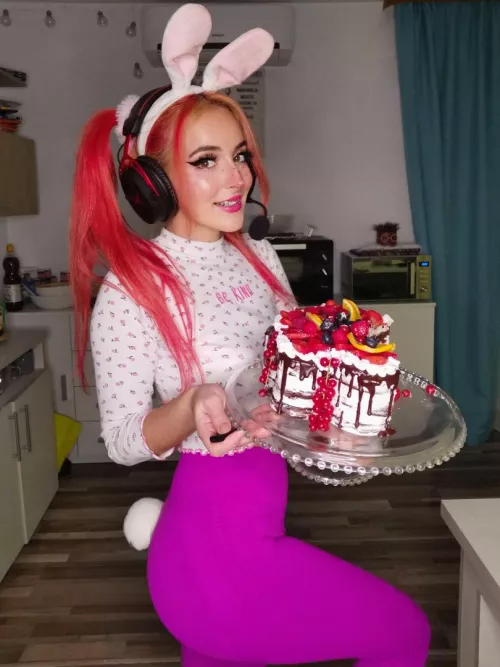 do you know that some businesses can make cakes?