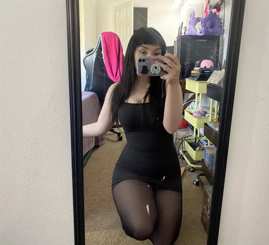 (F) Come clean my mirror for me