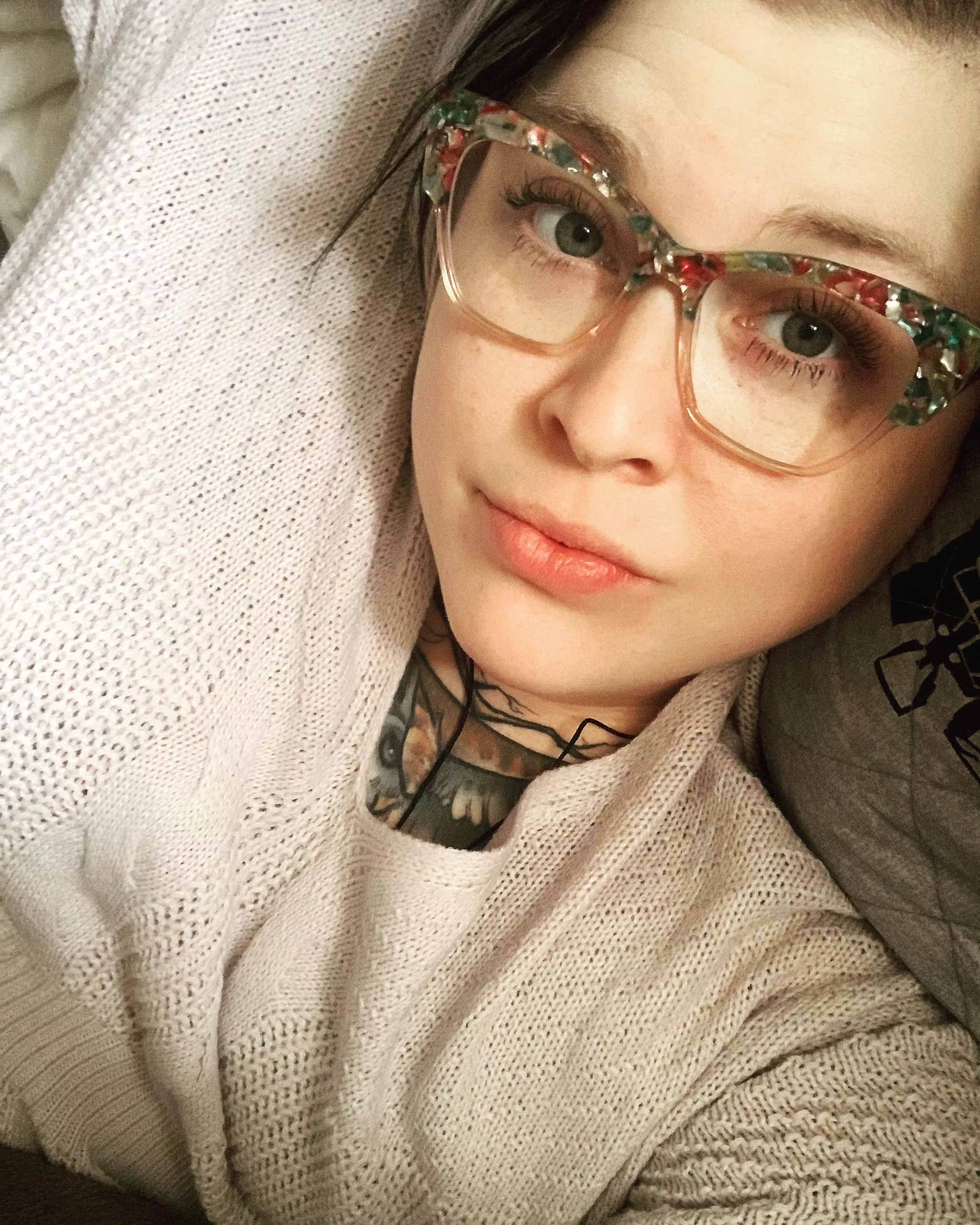 [F] Cue my childless auntie phase