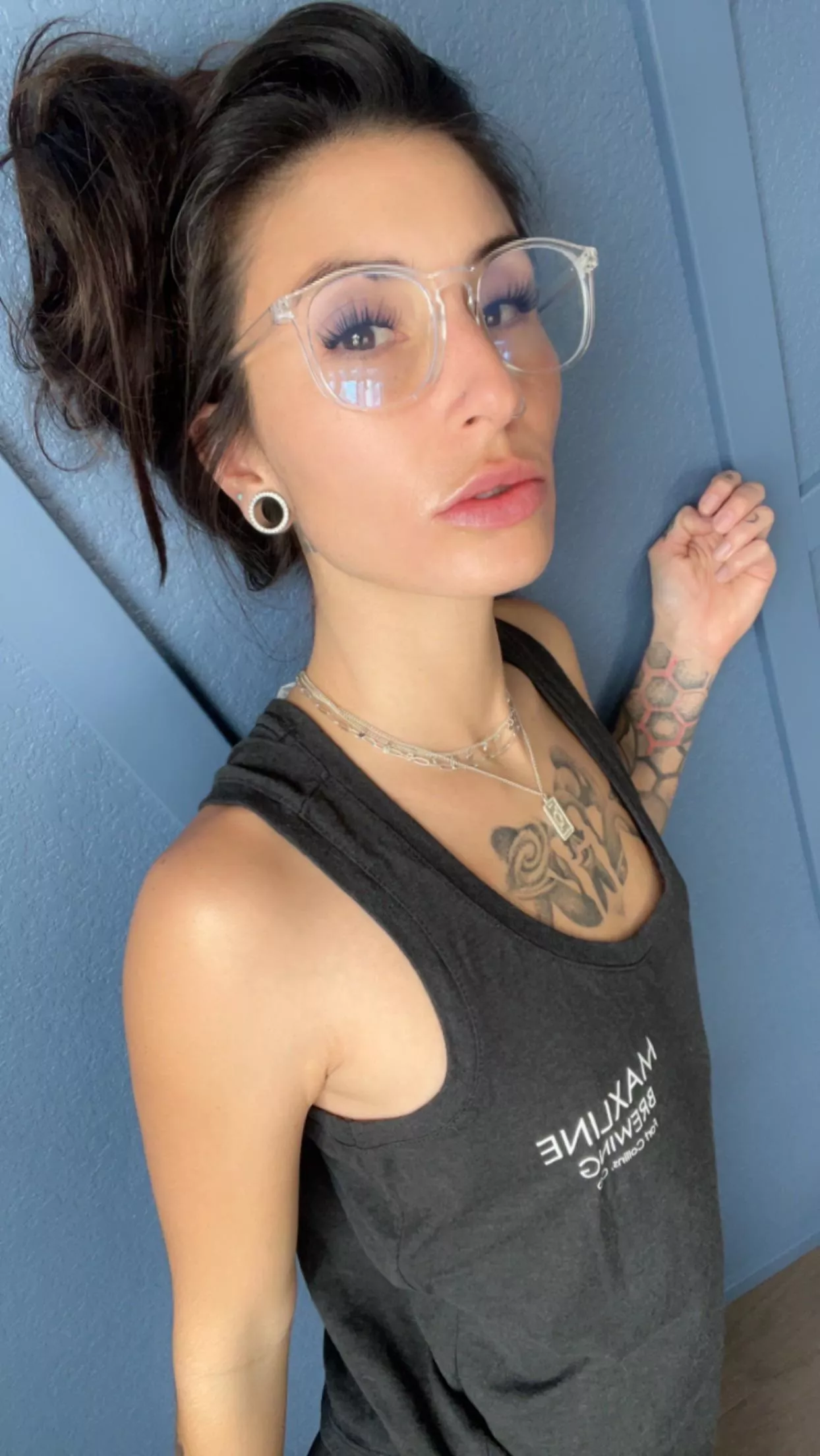 Good morning cuties [f]