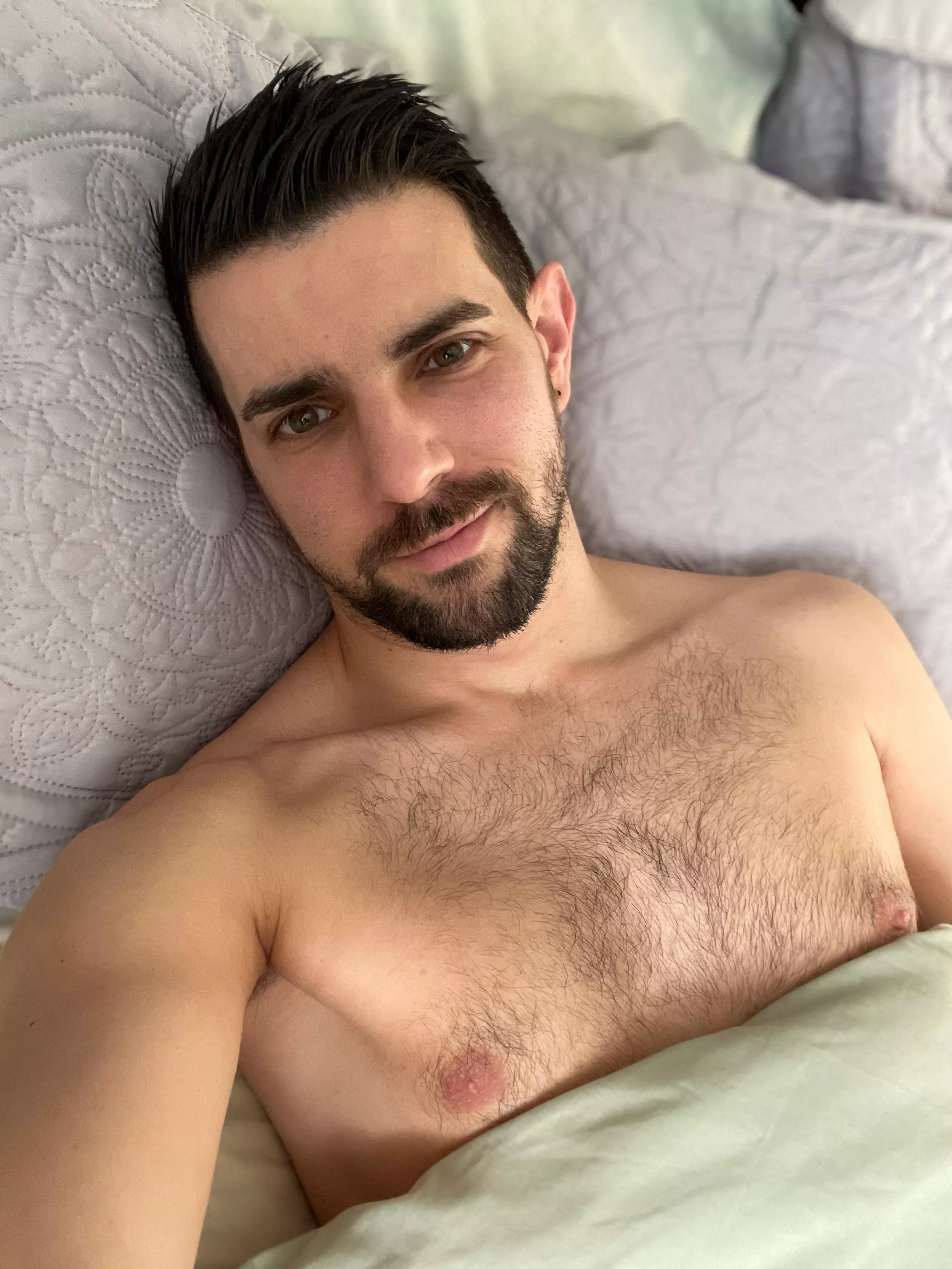 Happy Saturday! First coffee, then gaming! 🙌🏻